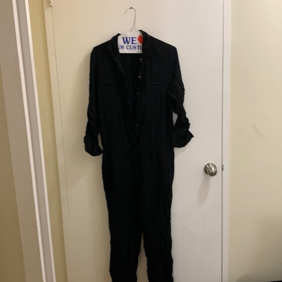 Brand new jumpsuit - Picture 1 of 5